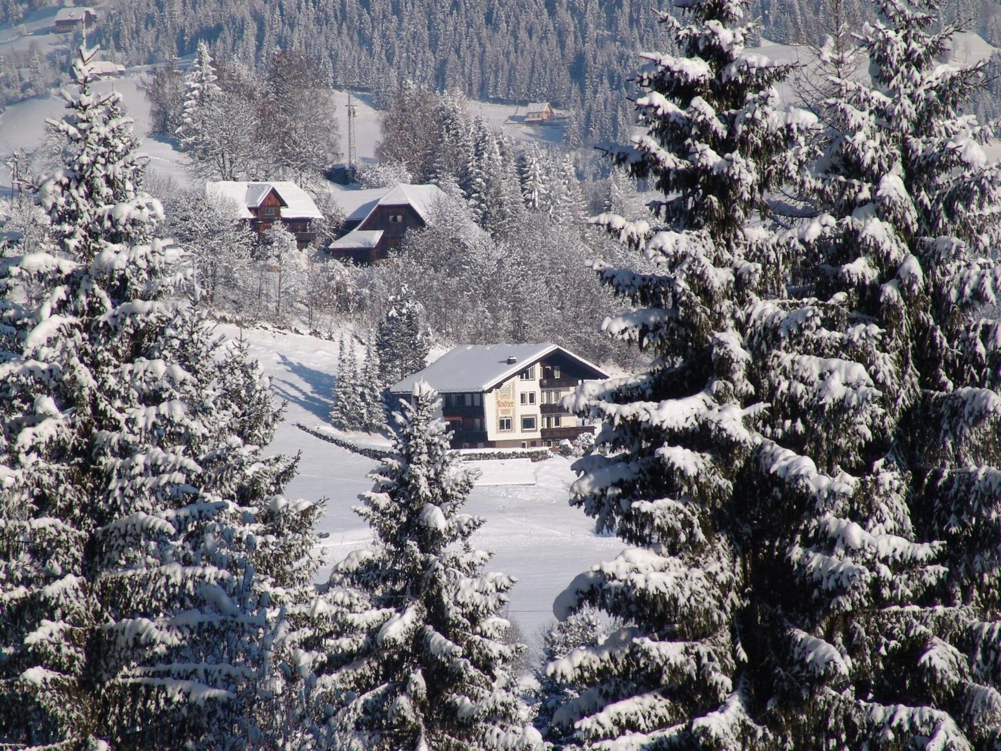 Cozy Apartment In Afritz Am See Near Gerlitzen Ski Area ภายนอก รูปภาพ